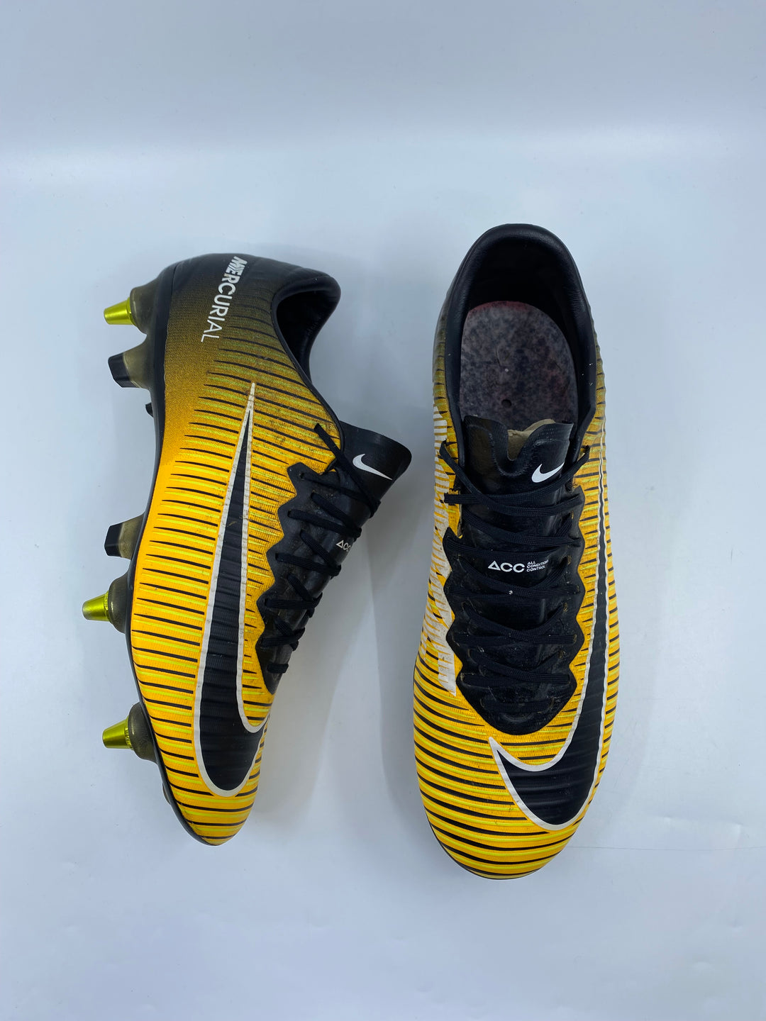 Nike Mercurial Vapor XI - Size 40