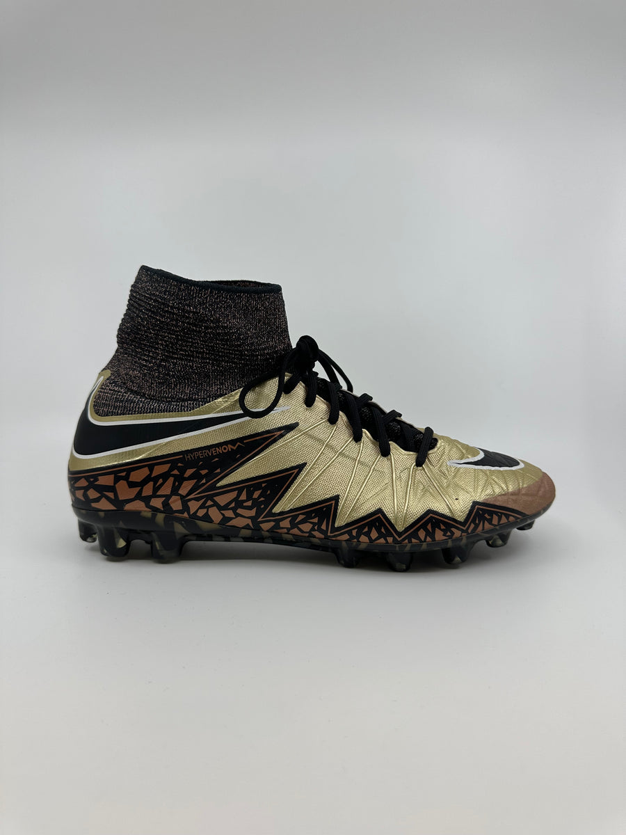 nike hypervenom 42.5