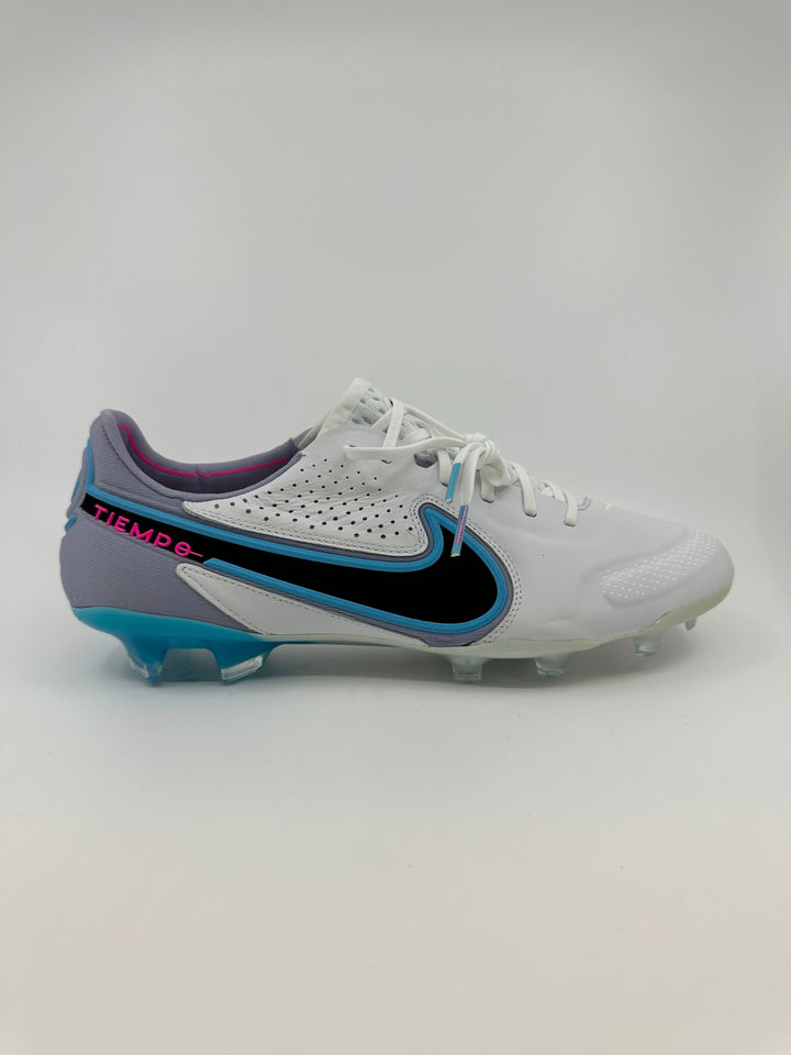 Nike Tiempo Legend 9 - Size 42,5 & 44,5