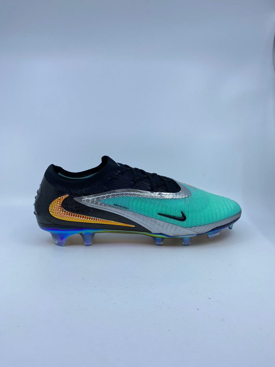 Nike Phantom 6 - Size 44.5