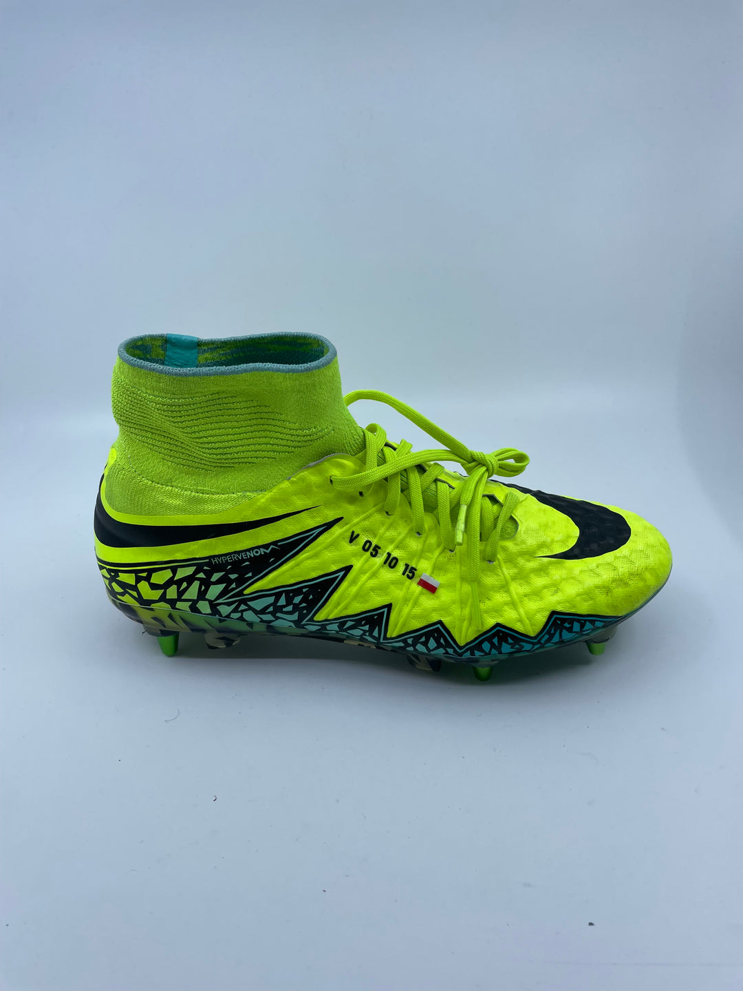 Nike Hypervenom Phantom 2 Neon - Size 42