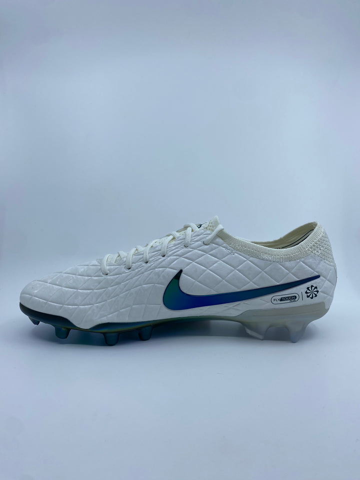 Nike Tiempo Legend 10 Pearl - Size 44