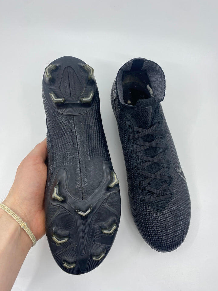 Nike Mercurial Superfly 7 Blackout - Size 41