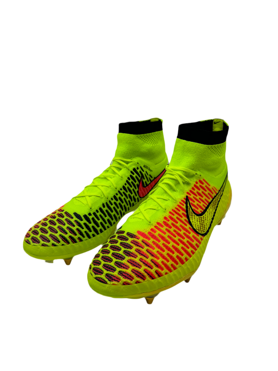 シューズ NIKE Magista Obra FC シューズ NIKE Magista Obra FC Nike Magista ObraX 2 Academy