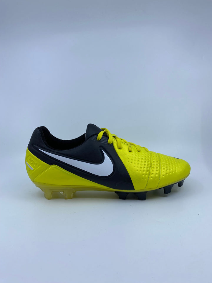 Nike CTR 360 - Size 42
