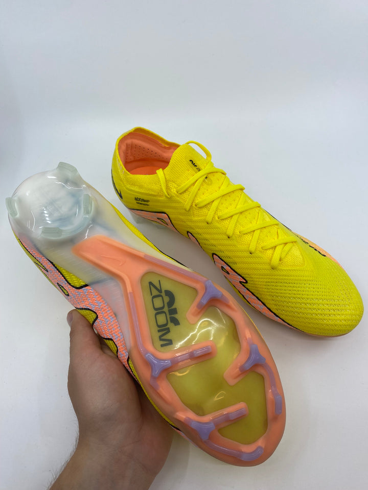 Nike Air Zoom Mercurial Vapor 15 - Size 40,5