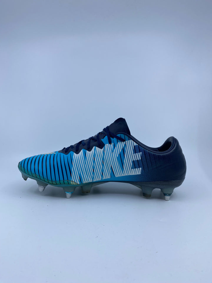 Nike Mercurial Vapor XI - Size 42,5