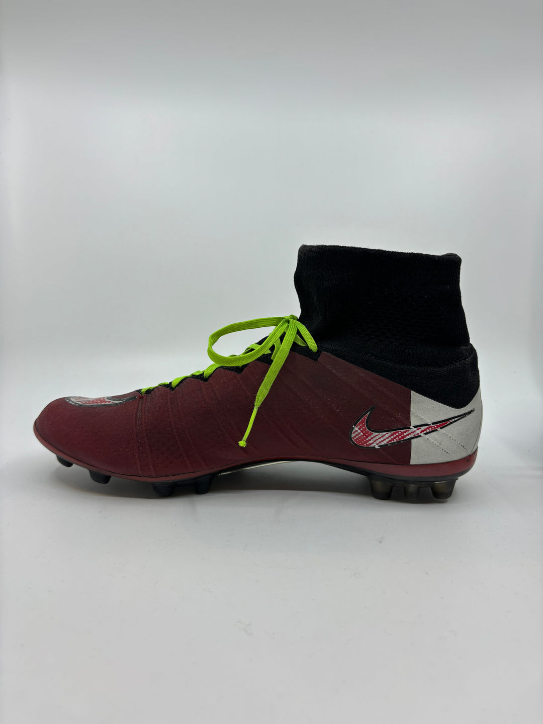 Nike Mercurial Superfly IV - Size 40