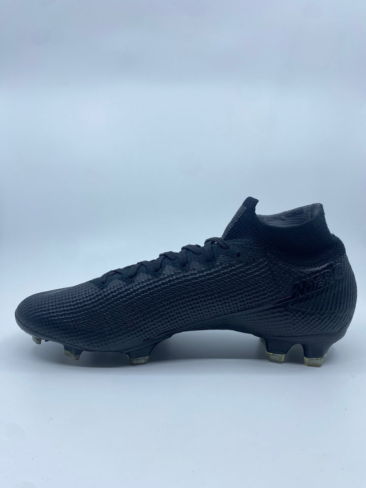 Nike Mercurial Superfly 7 Blackout - Size 41