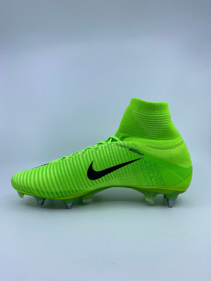 Nike Mercurial Superfly V - Size 44,5