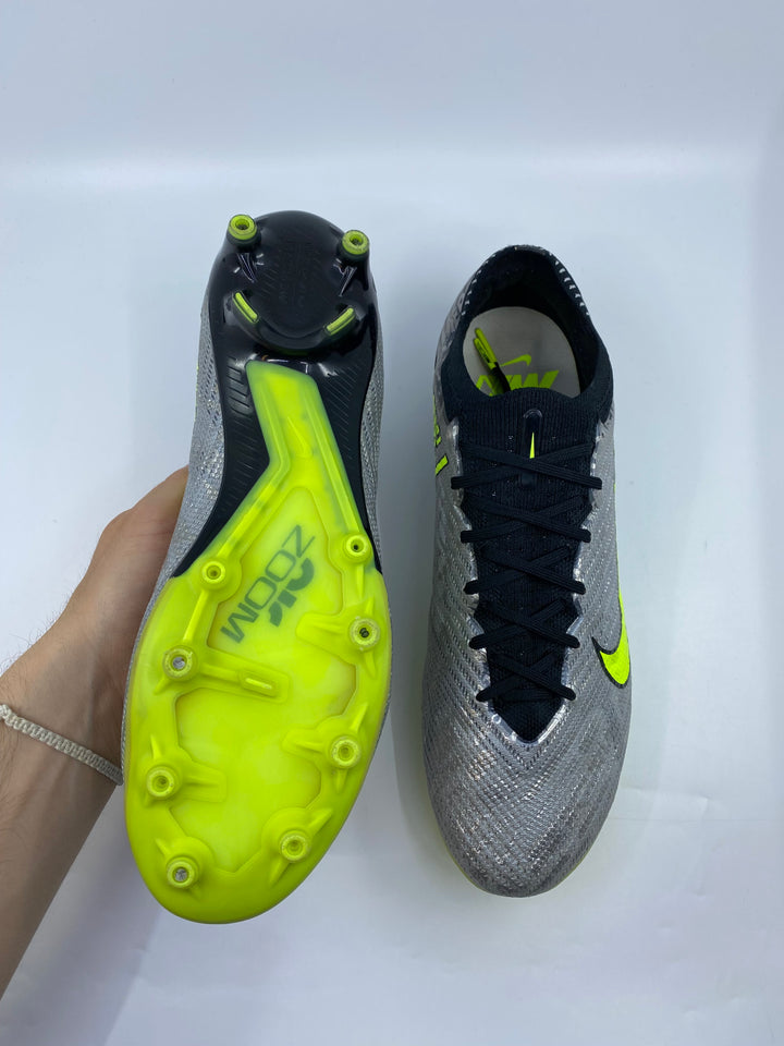 Nike Mercurial Vapor 15 - Size 43