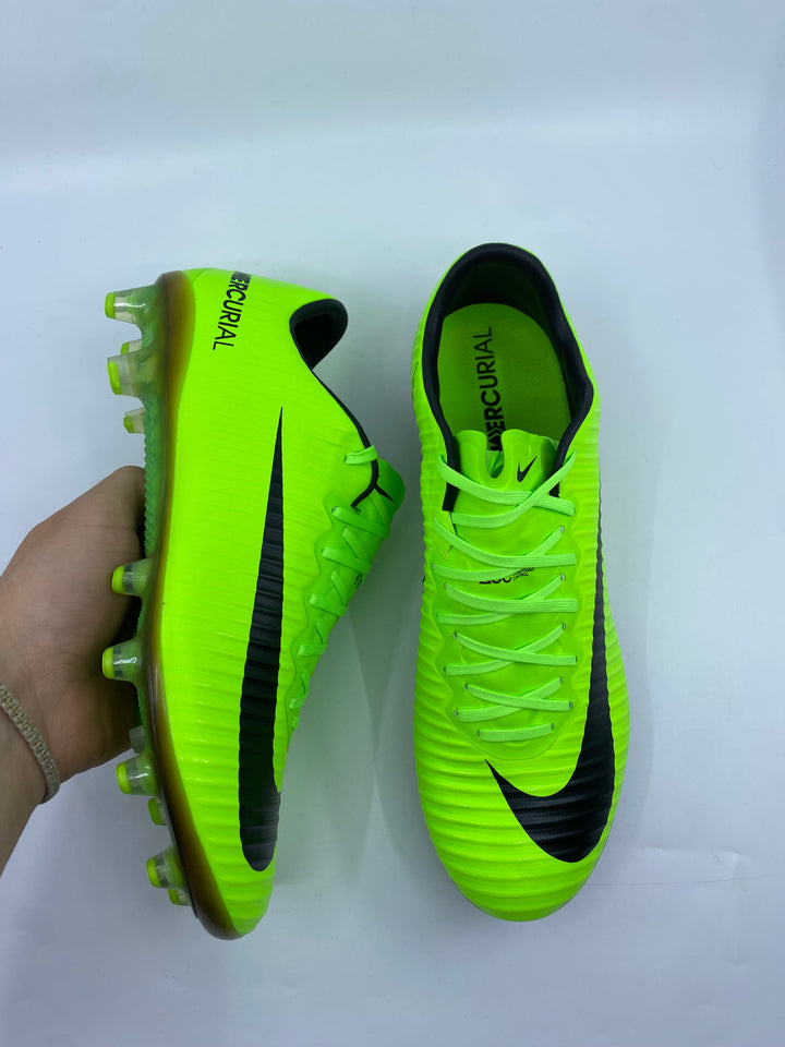 Nike Mercurial Vapor XI - Size 42 & 42,5