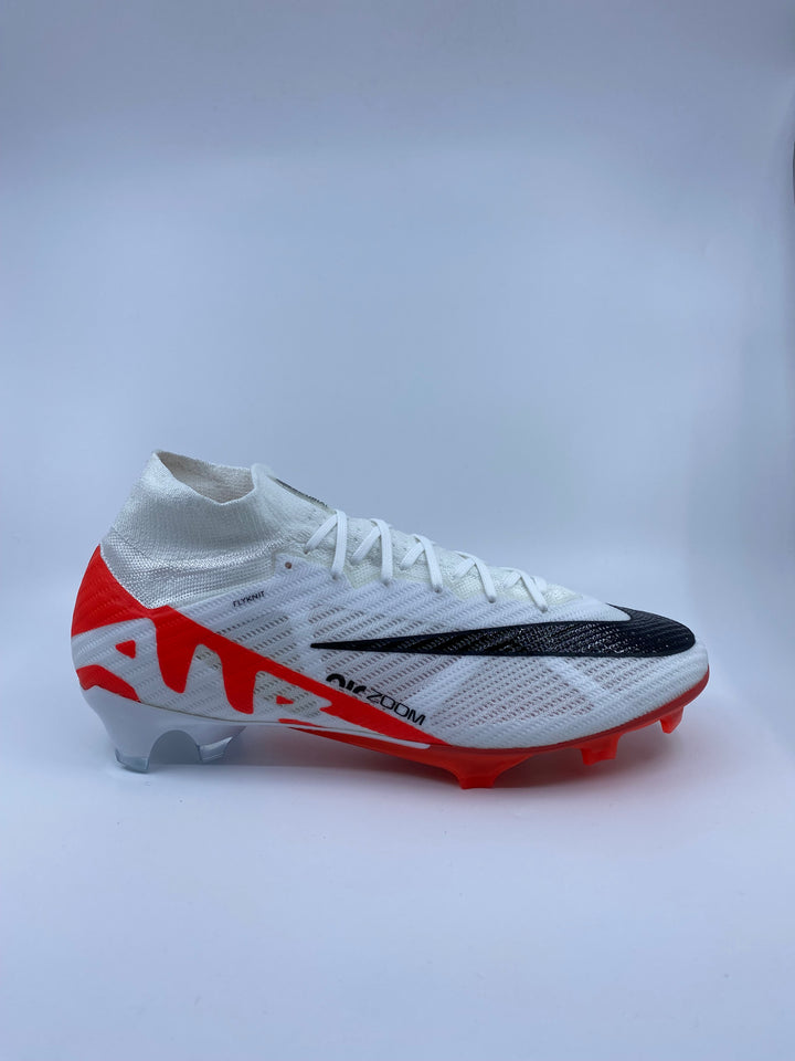 Nike Mercurial Superfly 9 - Size 45