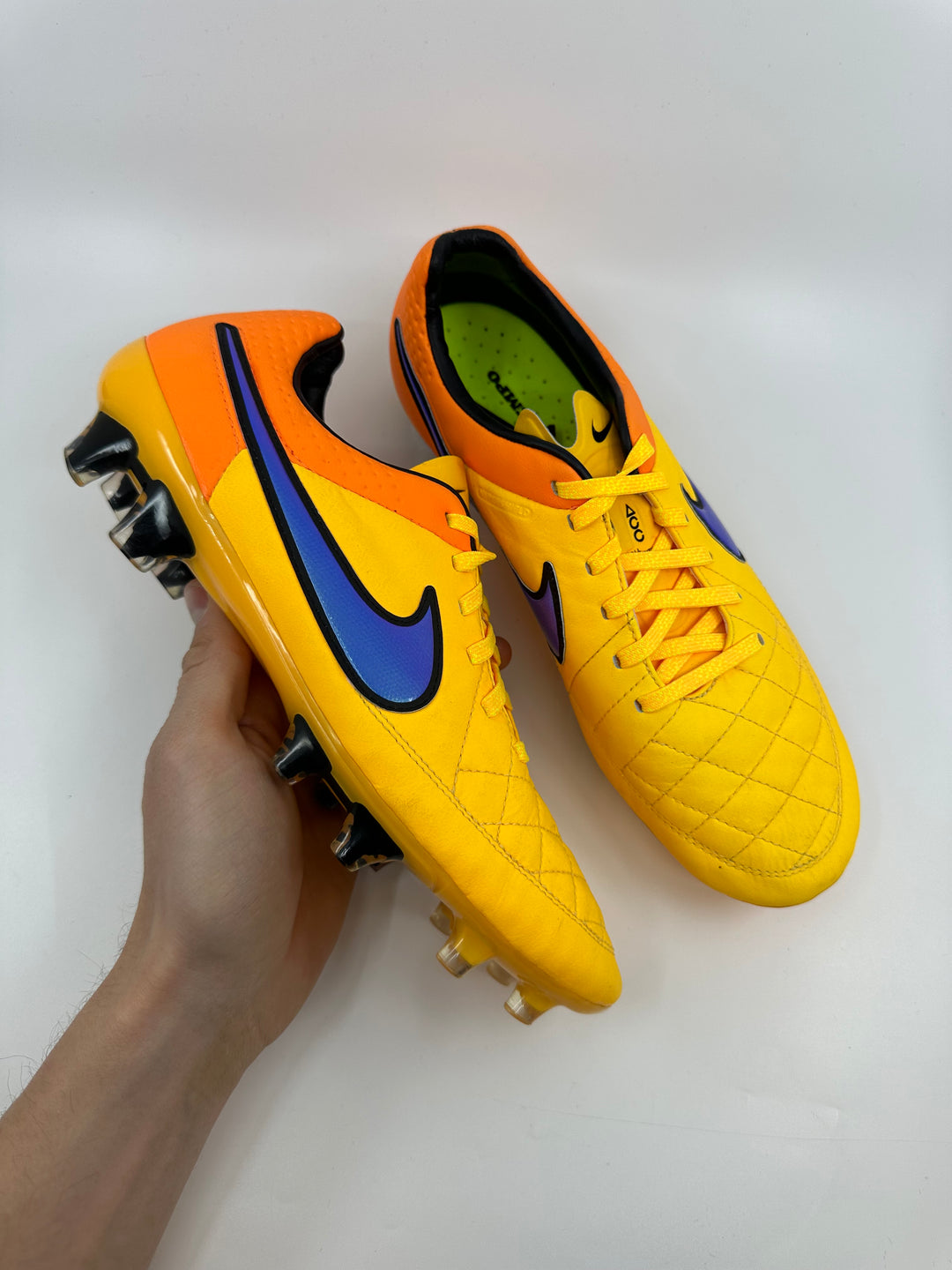 Nike Tiempo Legend V - Size 41 & 42