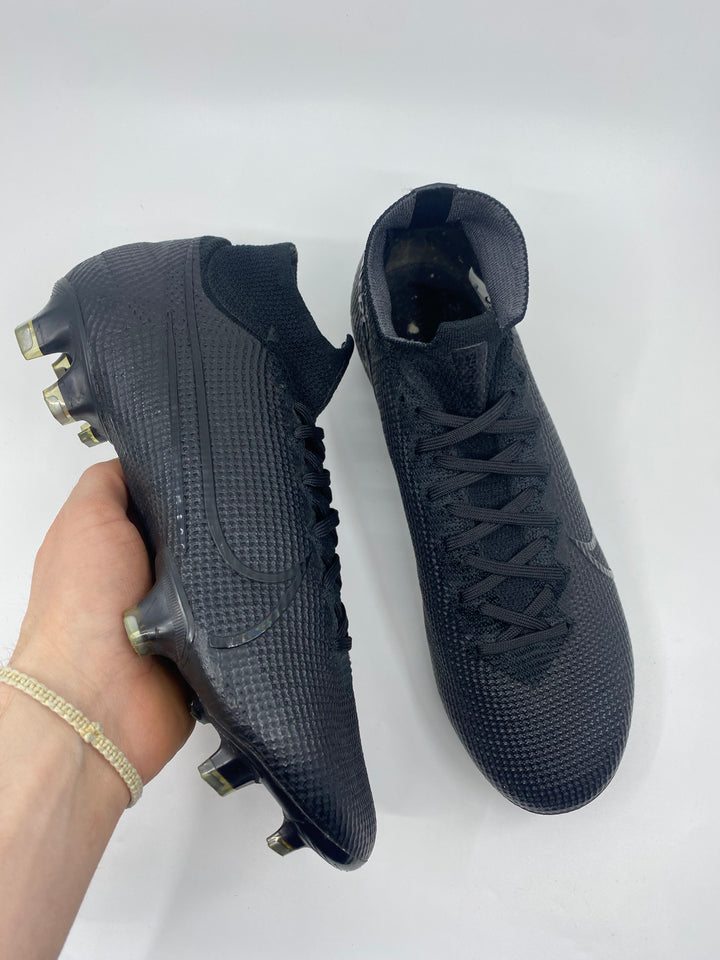 Nike Mercurial Superfly 7 Blackout - Size 41