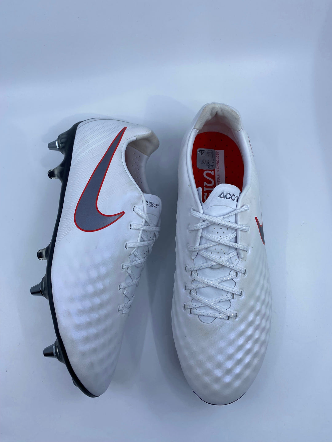 Nike Magista Opus II World Cup 2018 - Size 41