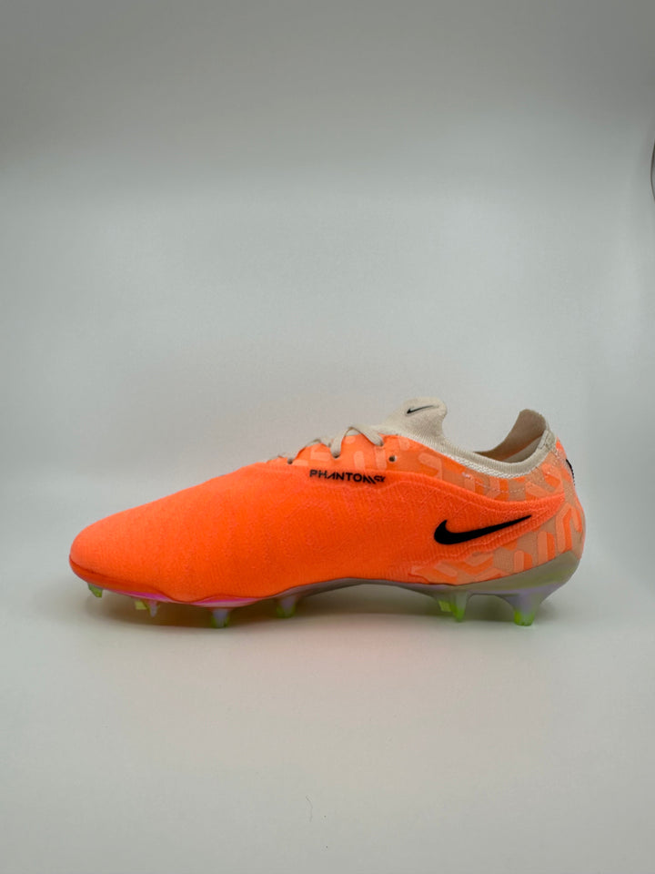 Nike Phantom GX - Size 46