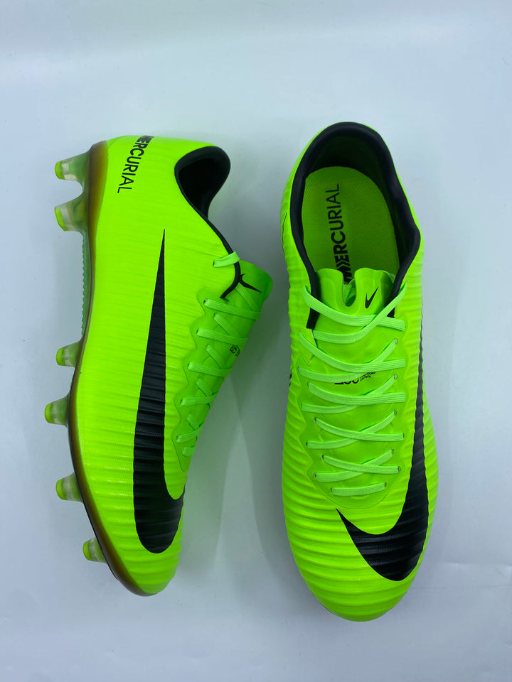 Nike Mercurial Vapor XI - Size 42 & 42,5