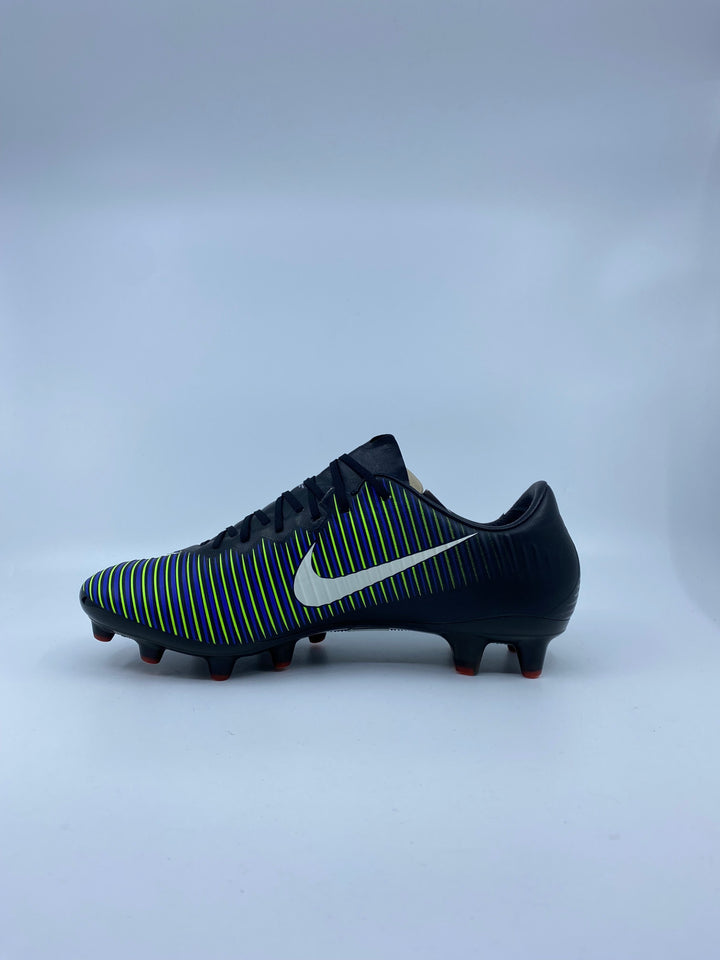 Nike Mercurial Vapor XI - Size 40