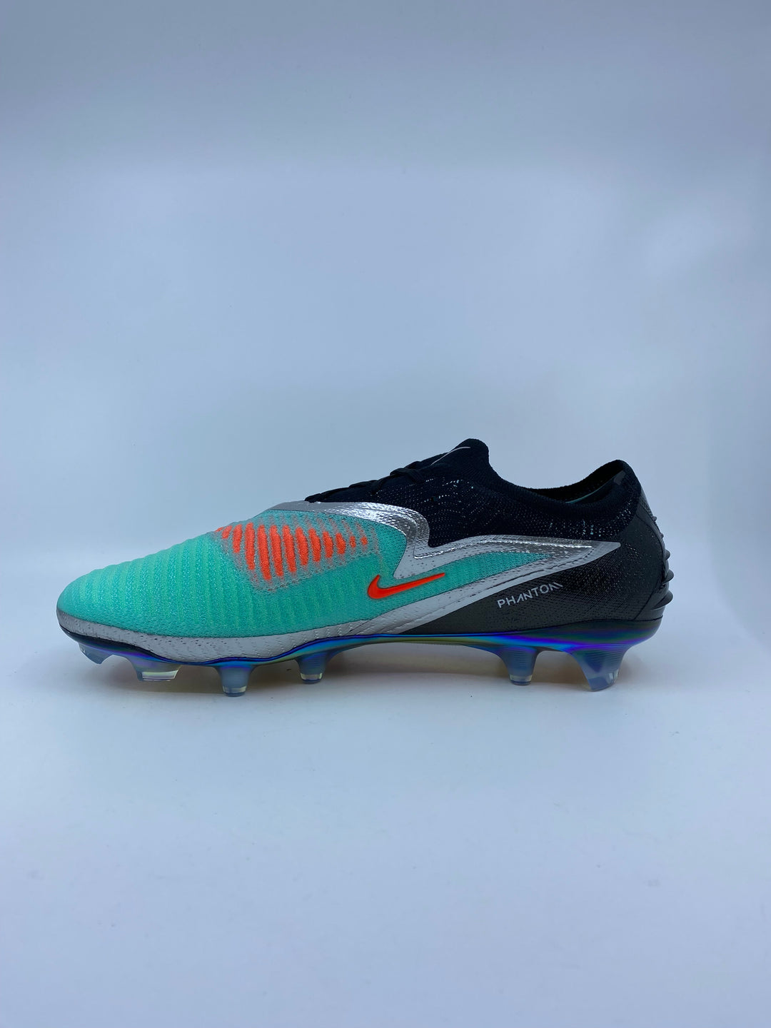 Nike Phantom 6 - Size 44.5