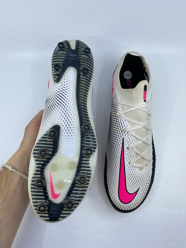 Nike Phantom GT - Size 44,5
