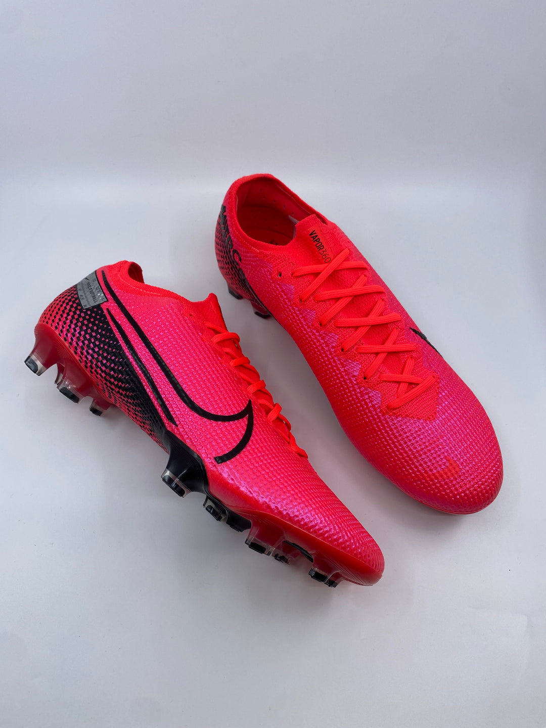 Nike Mercurial Vapor 13 - Size 40 & 47,5