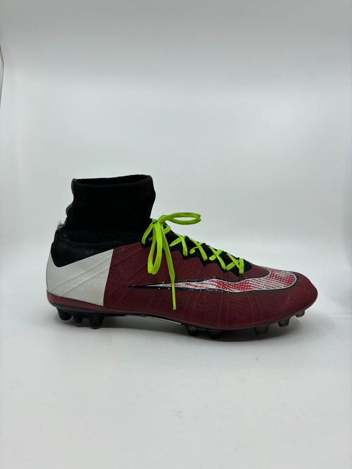Nike Mercurial Superfly IV - Size 40