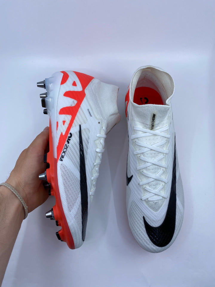 Nike Mercurial Superfly 9 - Size 45