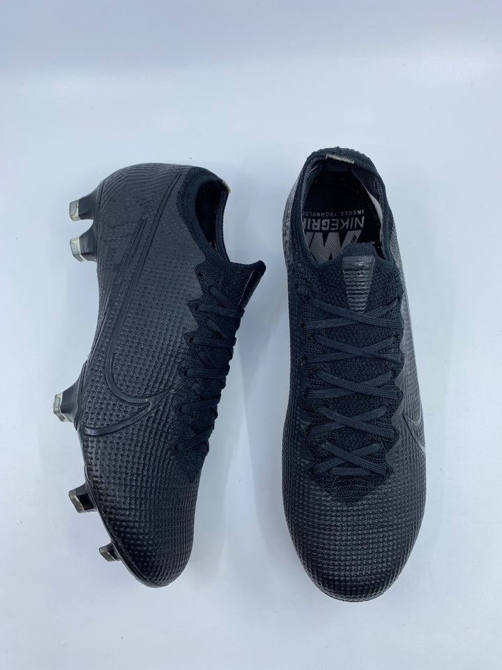 Nike Mercurial Vapor 13 - Size 40