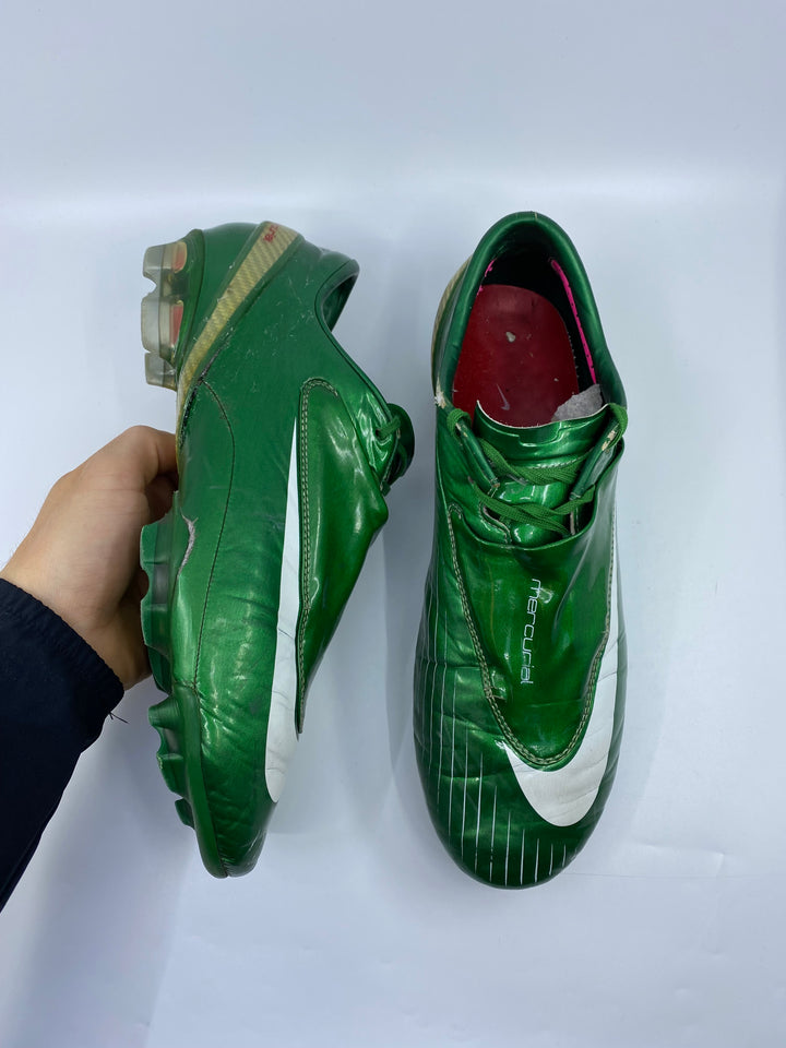 Nike Mercurial Vapor IV - Size 43