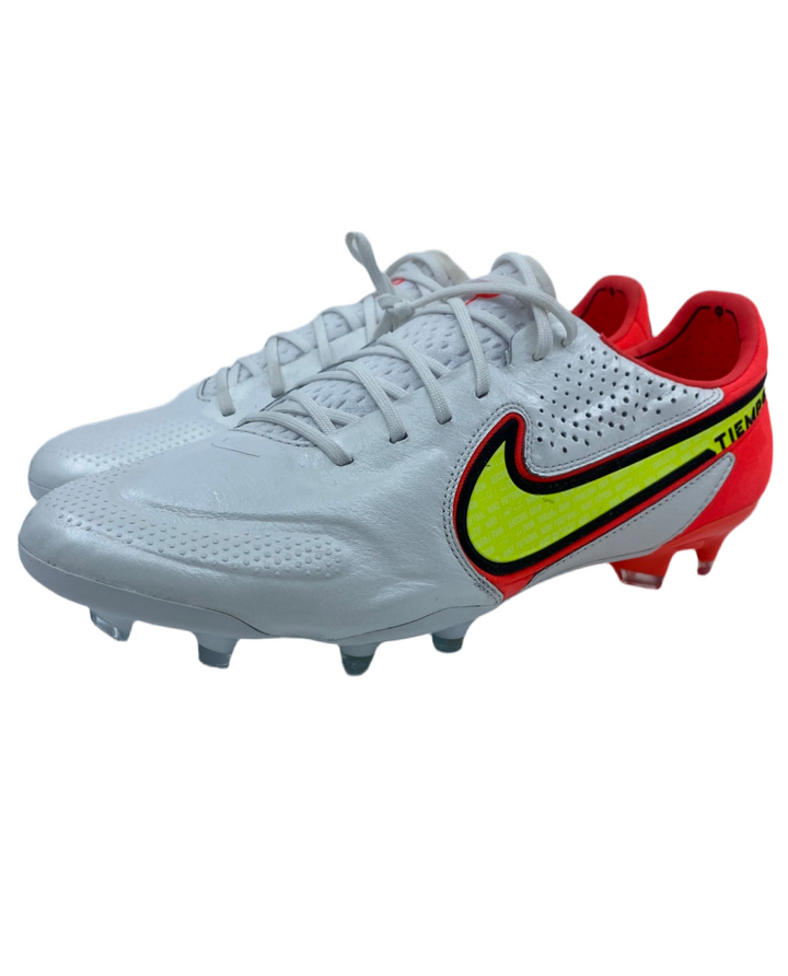 Nike Tiempo Legend 9 - Size 43