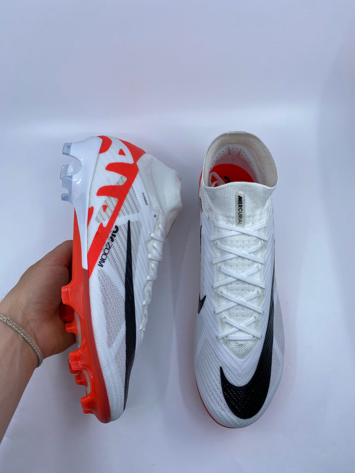Nike Mercurial Superfly 9 - Size 45
