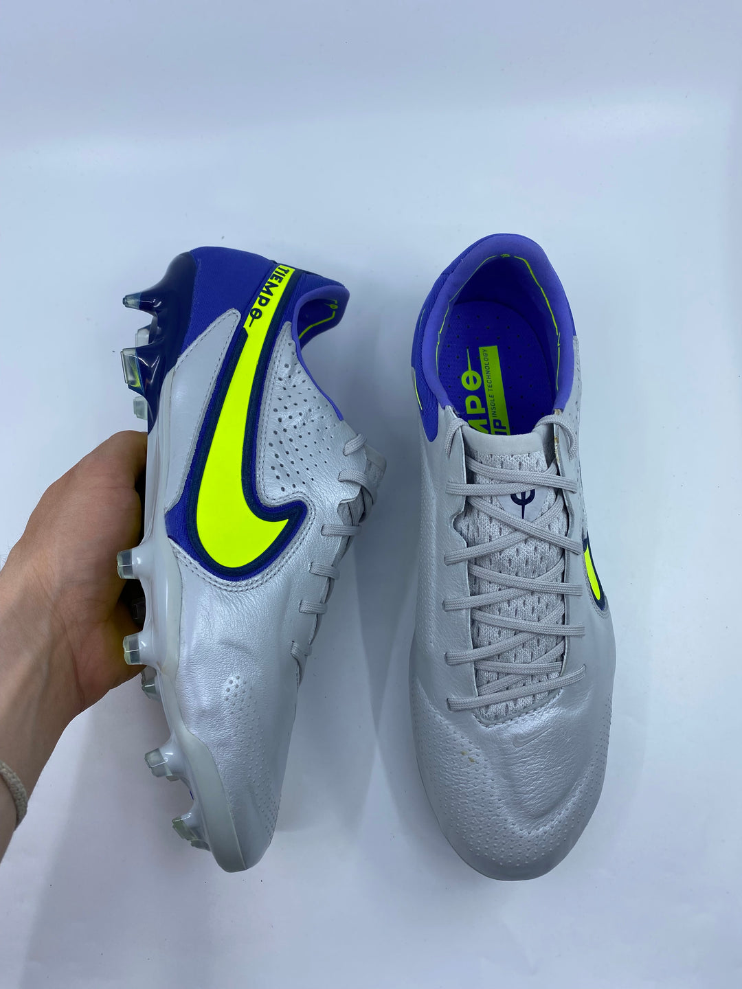 Nike Tiempo Legend 9 - Size 42