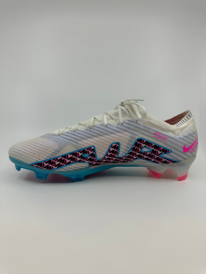 Nike Air Zoom Mercurial Vapor 15 - Size 40,5