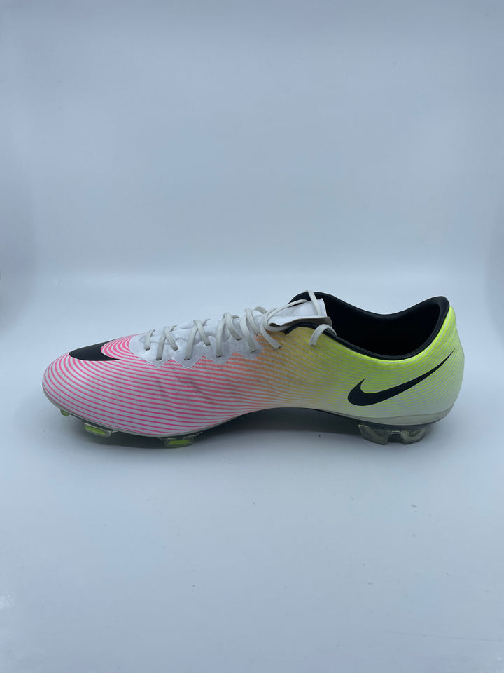 Nike Mercurial Vapor X - Size 46