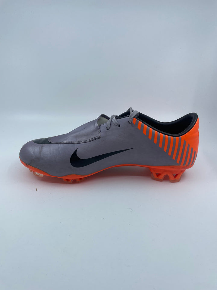 Nike Mercurial Vapor V - Size 42,5