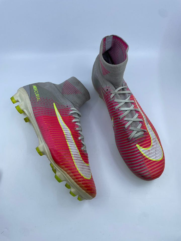 Nike Mercurial Superfly 5 - Size 43