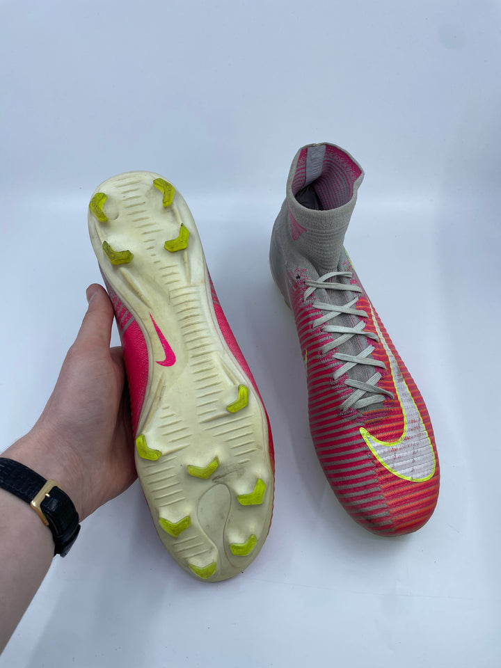 Nike Mercurial Superfly 5 - Size 43