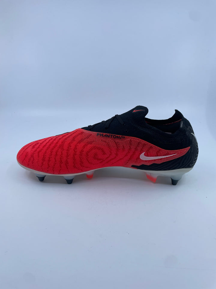 Nike Phantom GX - Size 42