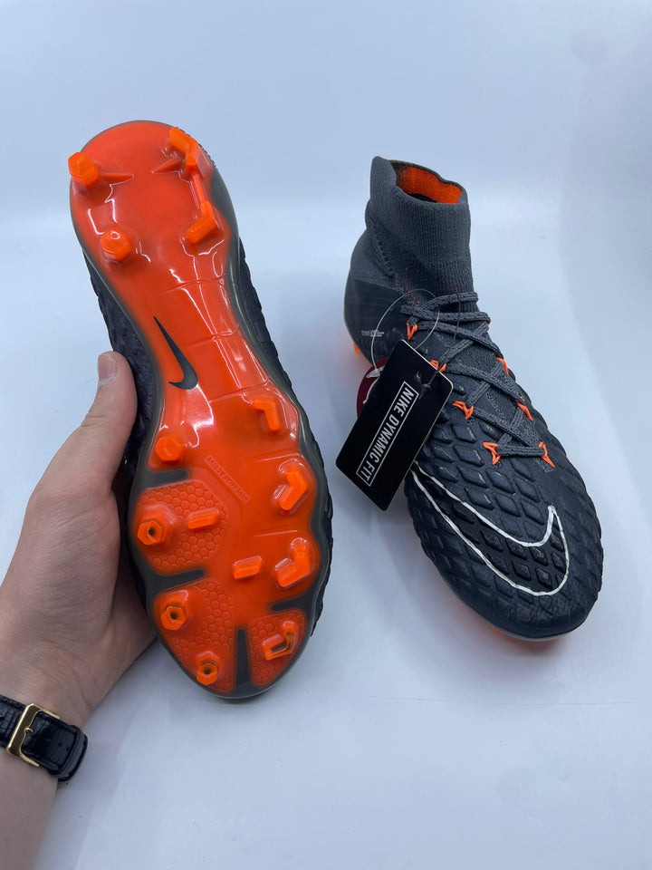 Nike Hypervenom Phantom 3 DF - Size 40,5