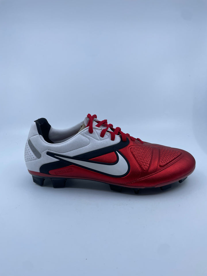 Nike CTR360 Maestri - Size 41