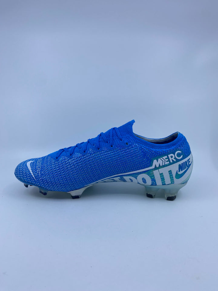 Nike Mercurial Vapor 13 Signed by Hazard - Size 42,5