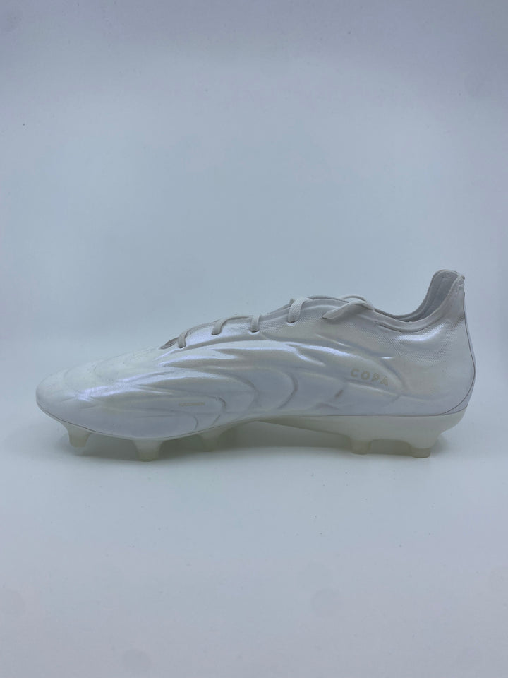 Adidas Copa Pure. 1 - Size 43 1/3