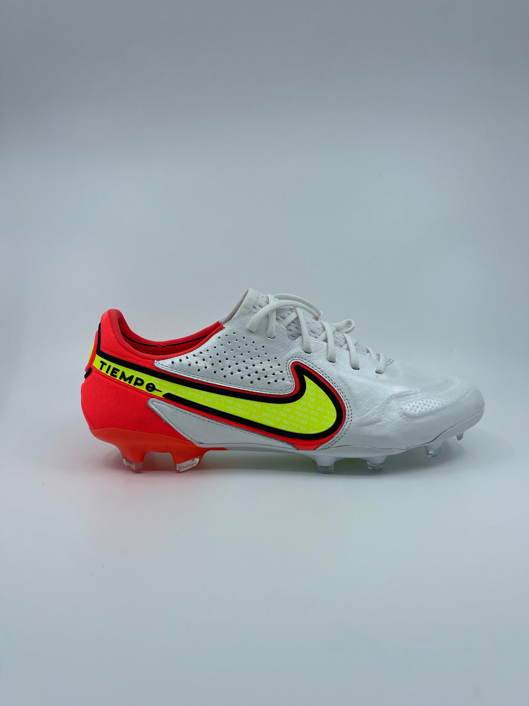 Nike Tiempo Legend 9 - Size 43