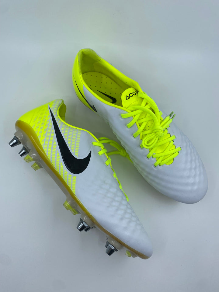 Nike Magista Opus 2 - Size 42,5