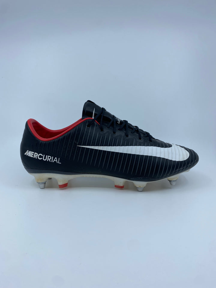 Nike Mercurial Vapor XI - Size 41