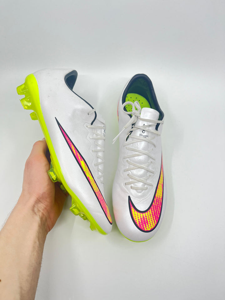 Nike Mercurial Vapor 10 - Size 41