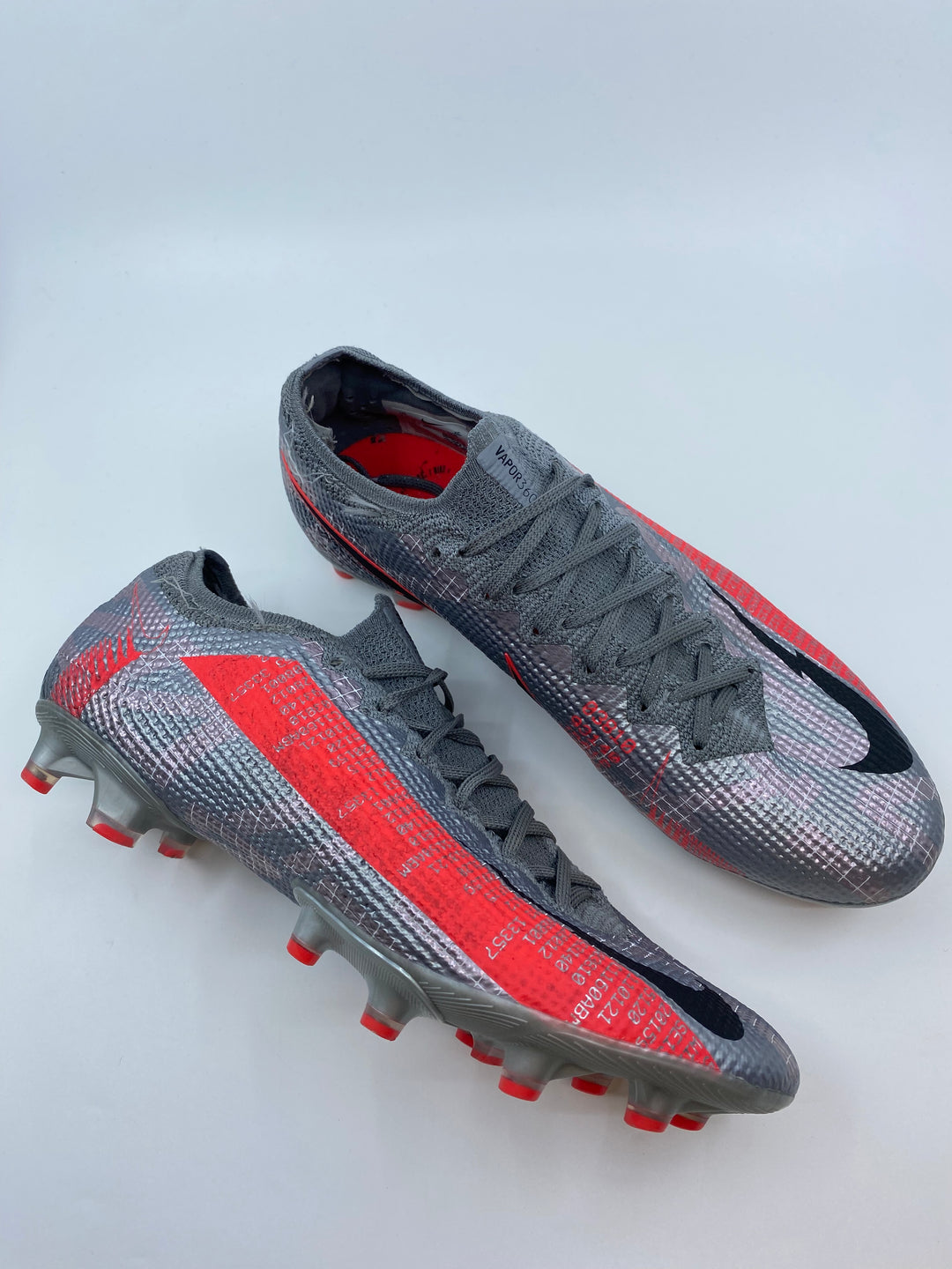 Nike Mercurial Vapor 13 - Size 42