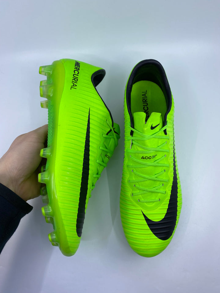 Nike Mercurial Vapor XI - Size 43