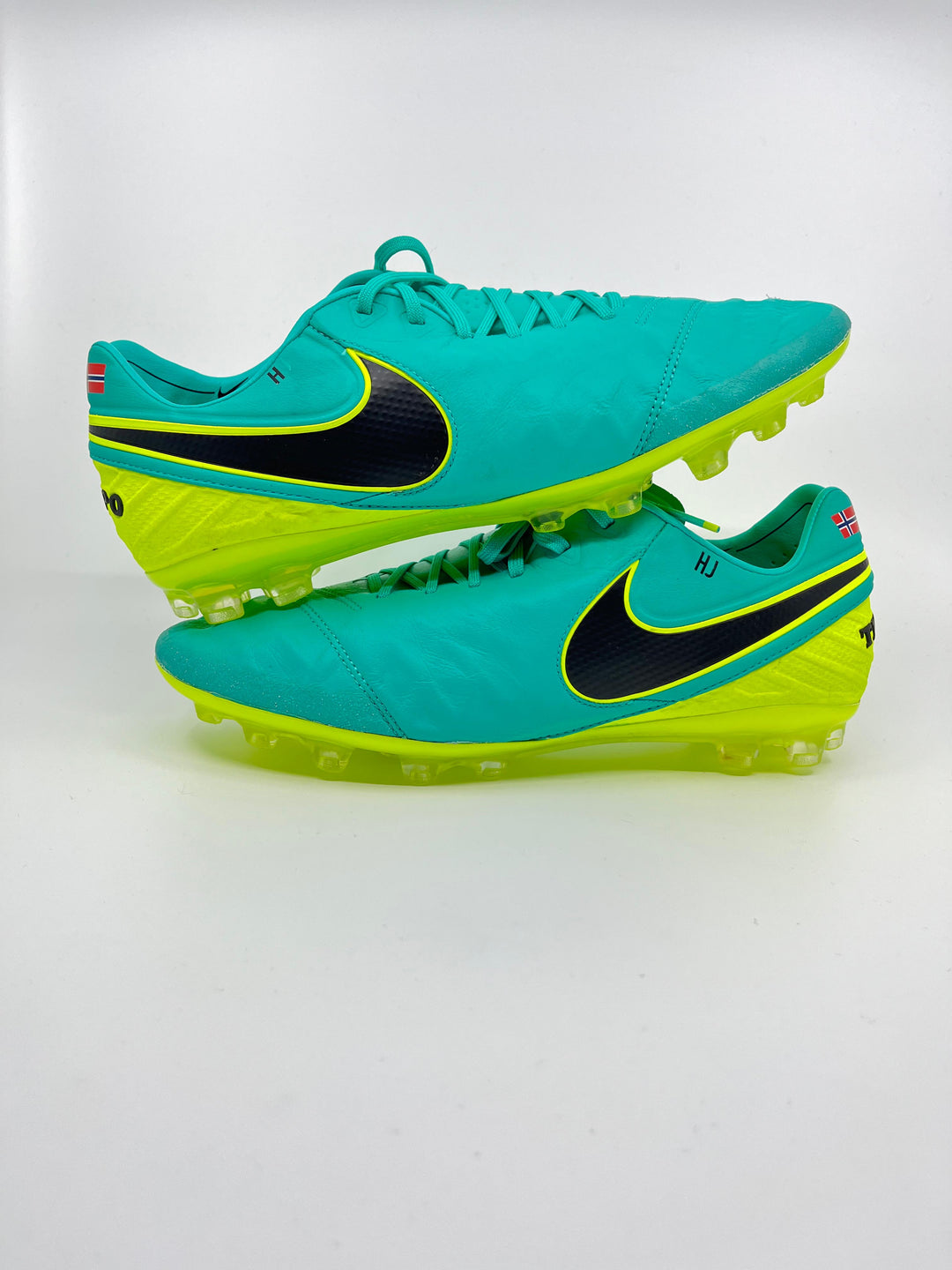 Nike Tiempo Legend 6 - Size 44.5